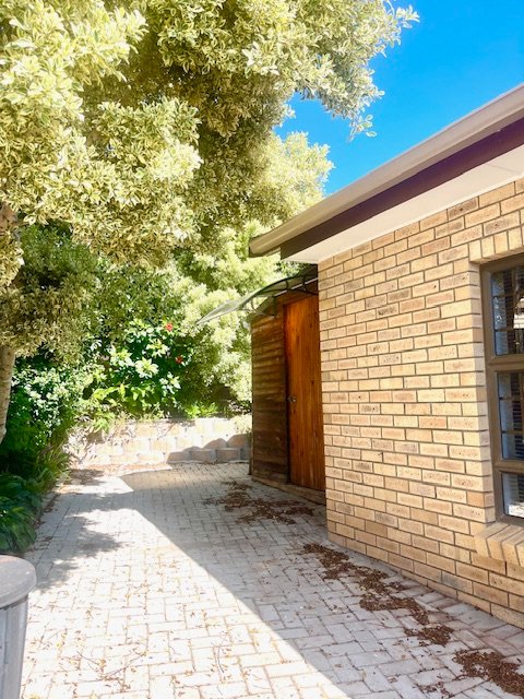 To Let 3 Bedroom Property for Rent in Reebok Western Cape
